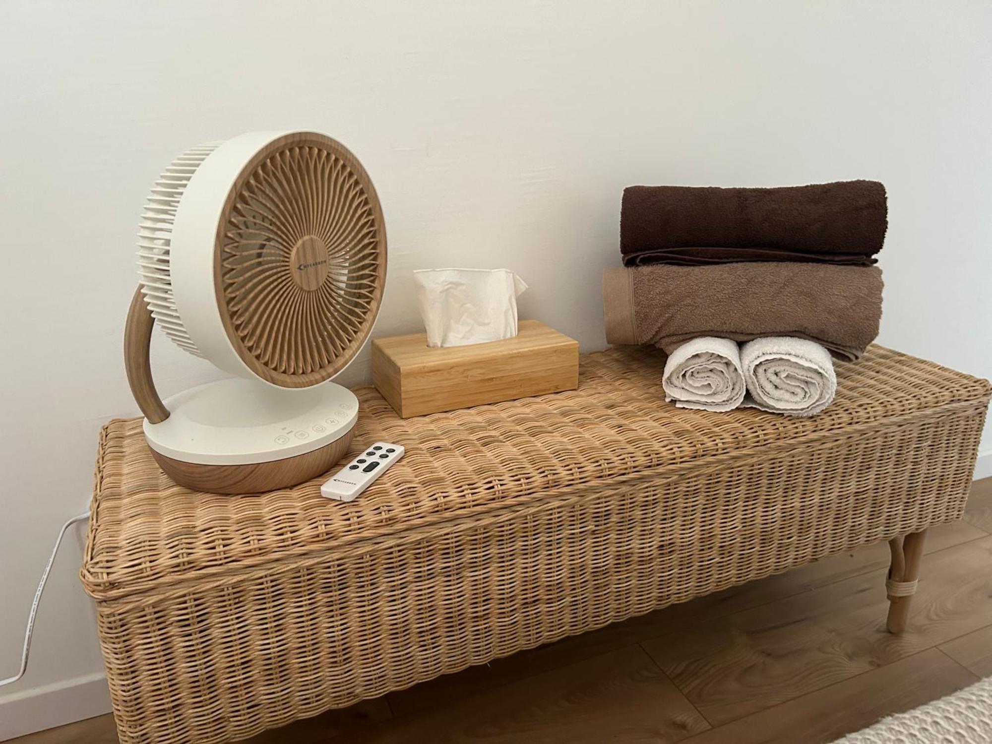 Studio Easy Check-In 8 Mins Disneyland 35 Mins Paris Free Starbucks Coffee Parking Wifi Bussy-Saint-Georges Exteriör bild